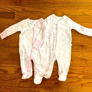 NWT Set of 2 baby Gap snap sleepers